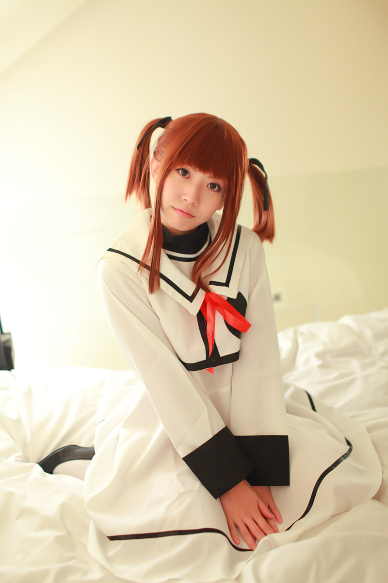 [Cosplay] Hot Maho Shojo Lyrical Nanoha 女优制服